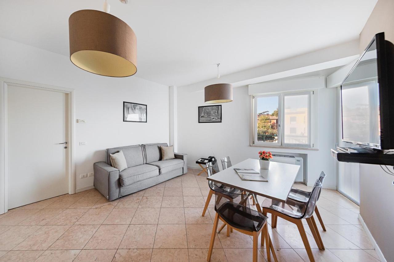 Aparthotel Residenza Miralago By Wonderful Italy 2*