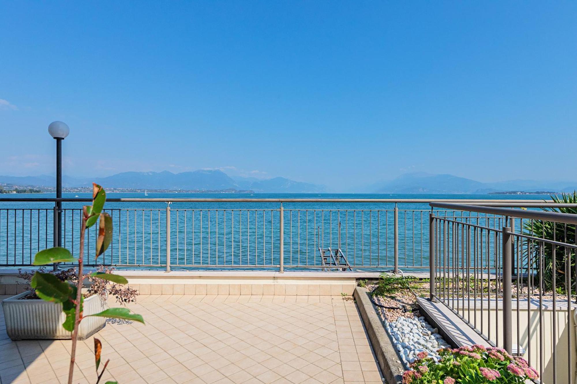 Residenza Miralago By Wonderful Italy 2*