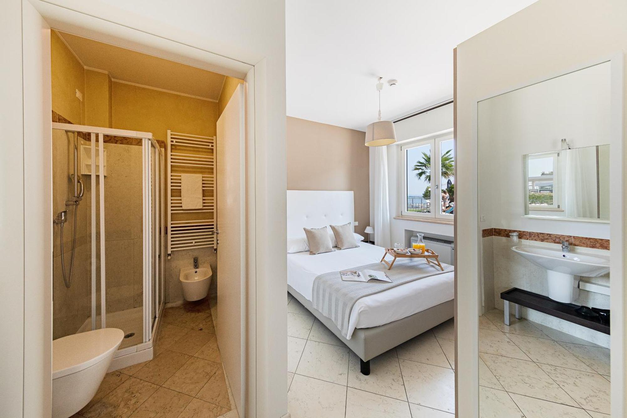Residenza Miralago By Wonderful Italy Aparthotel Desenzano del Garda